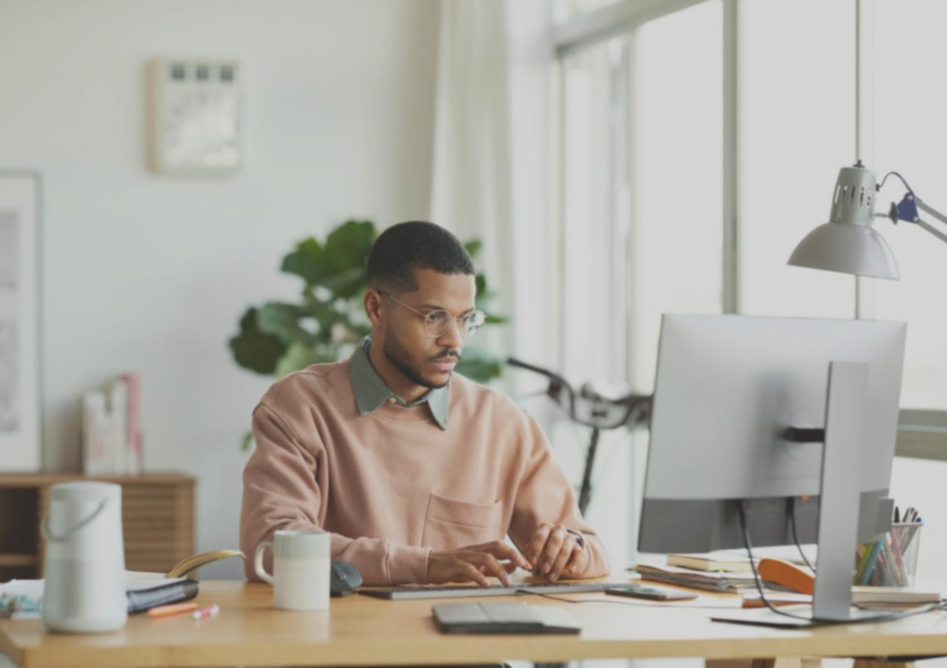 Séance de formation en investissement avec analyse de cas pratiques