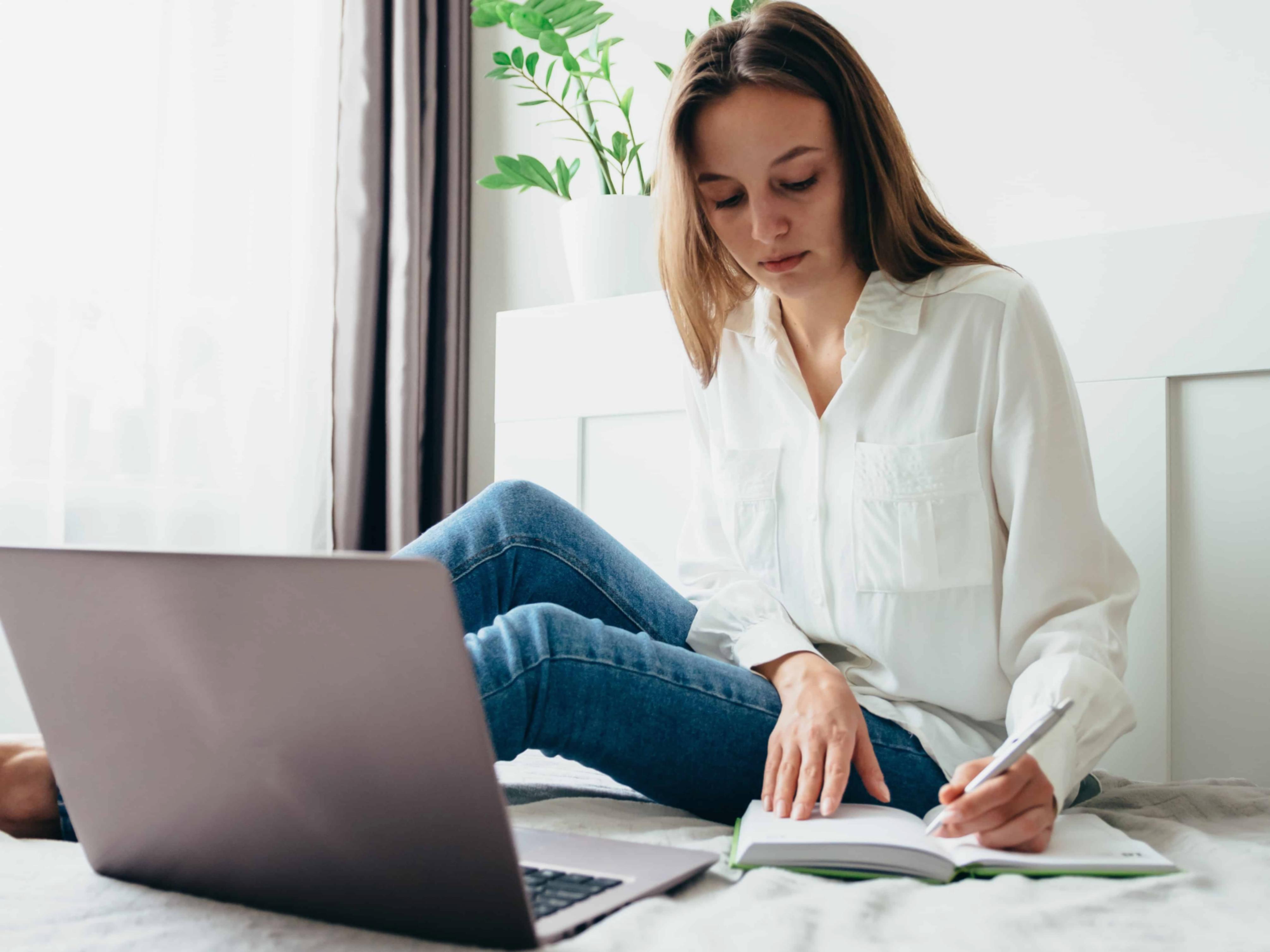 Graphiques financiers et analyses de marché